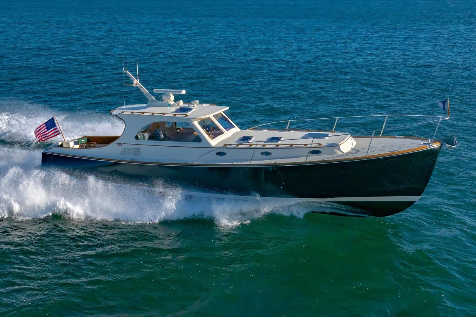 1999 Hinckley Talaria 44 CHARMER — photo 10