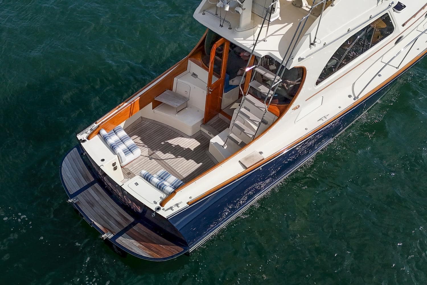 2006 Hinckley Talaria 44 Flybridge HALCYON — photo 7