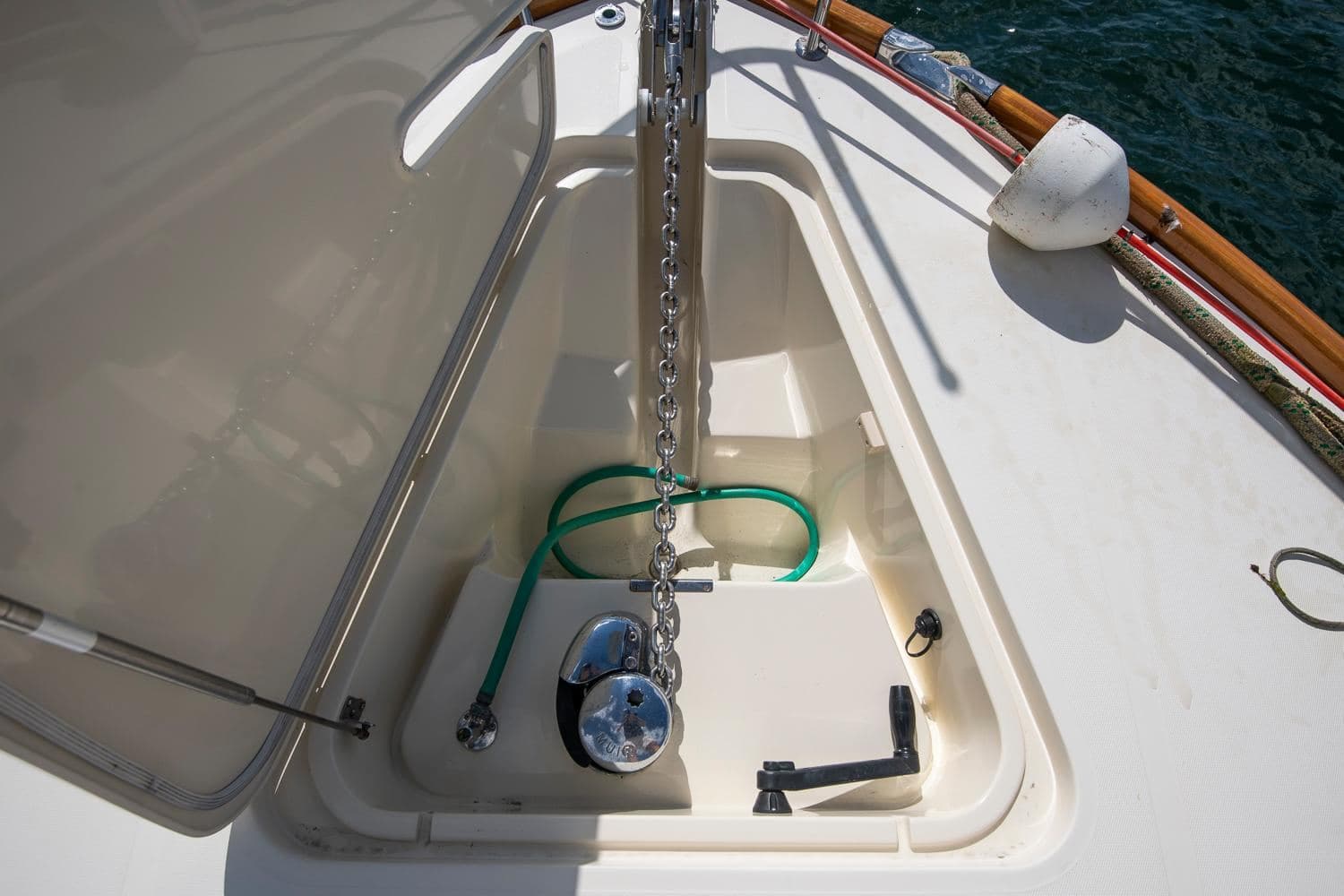 2006 Hinckley Talaria 44 Flybridge HALCYON — photo 13