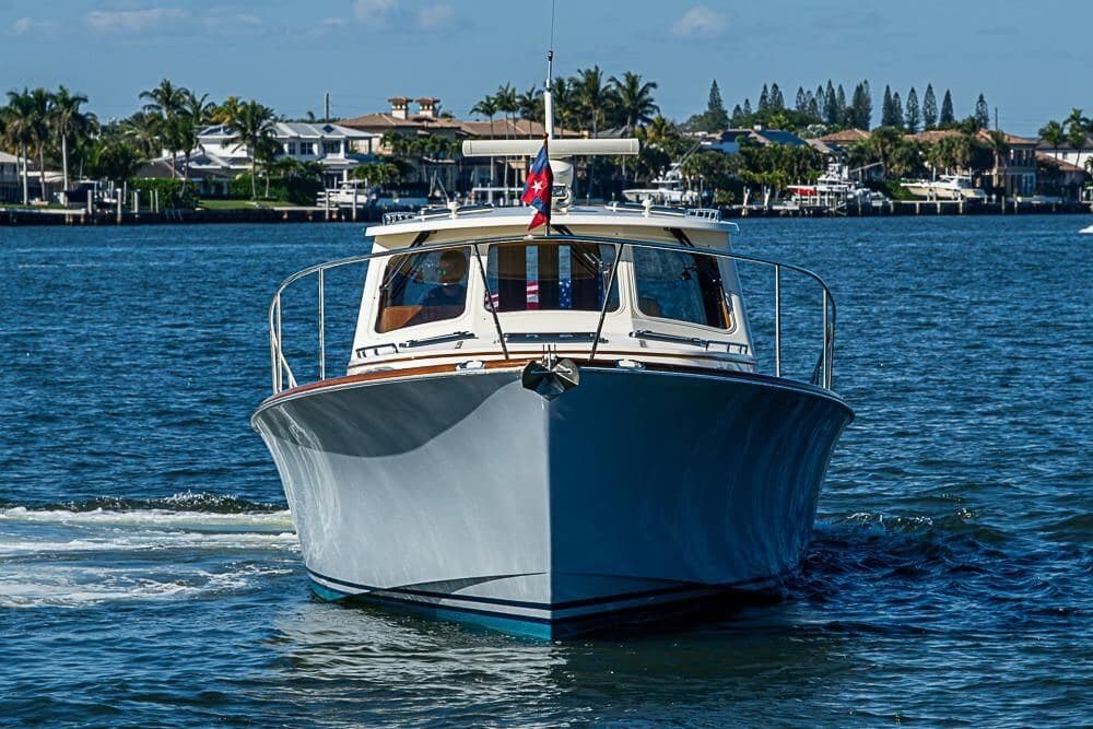2008 Hinckley Talaria 44 SKYLARK — photo 4