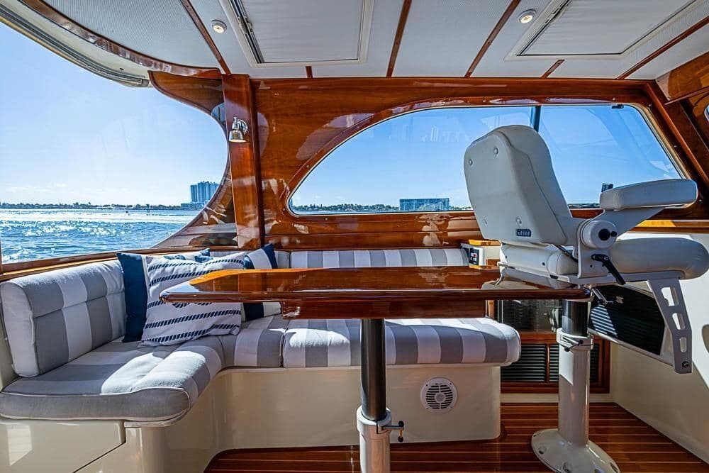 2008 Hinckley Talaria 44 SKYLARK — photo 14
