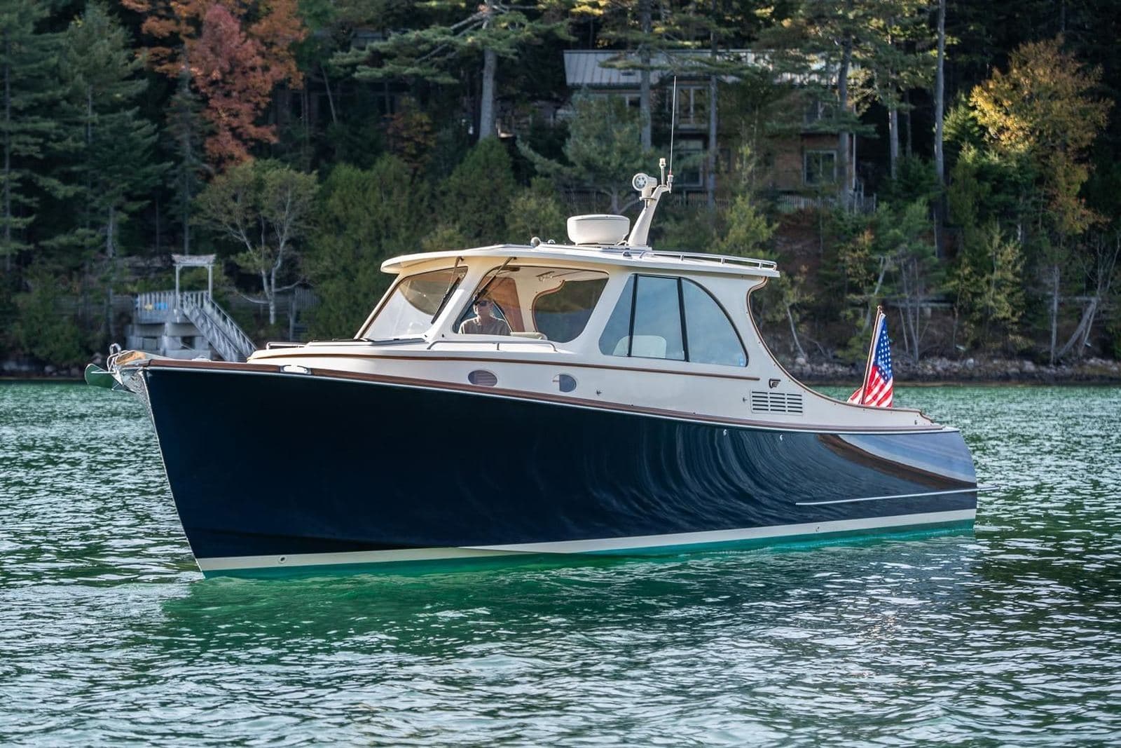 2013 Hinckley Talaria 34 GLORY — photo 3