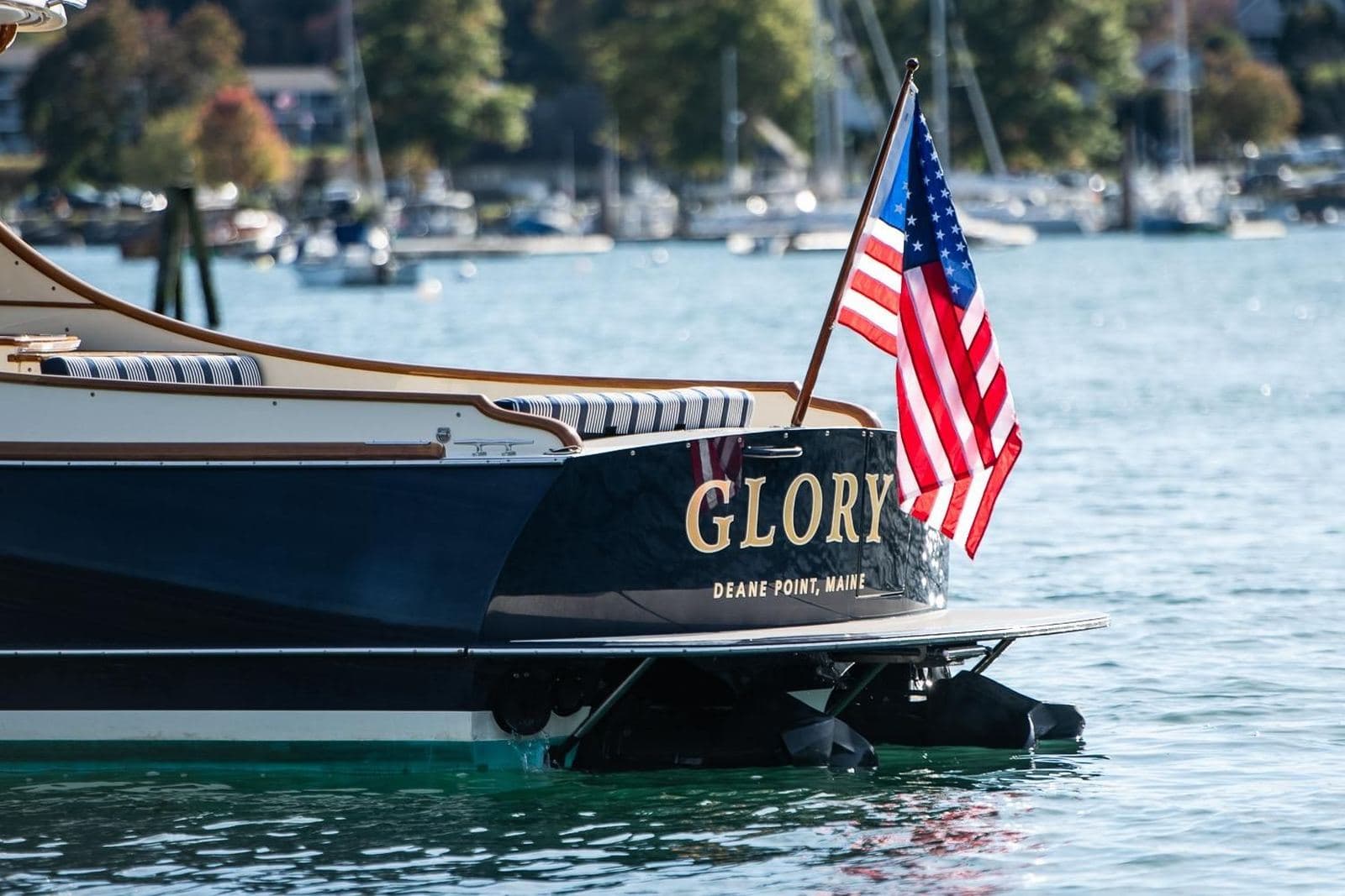 2013 Hinckley Talaria 34 GLORY — photo 5