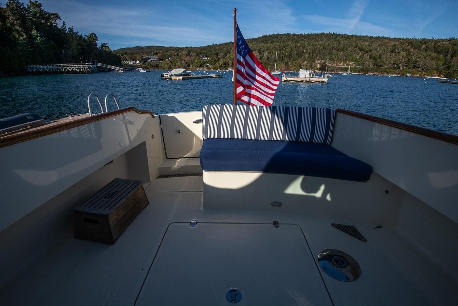2013 Hinckley Talaria 34 GLORY — photo 10