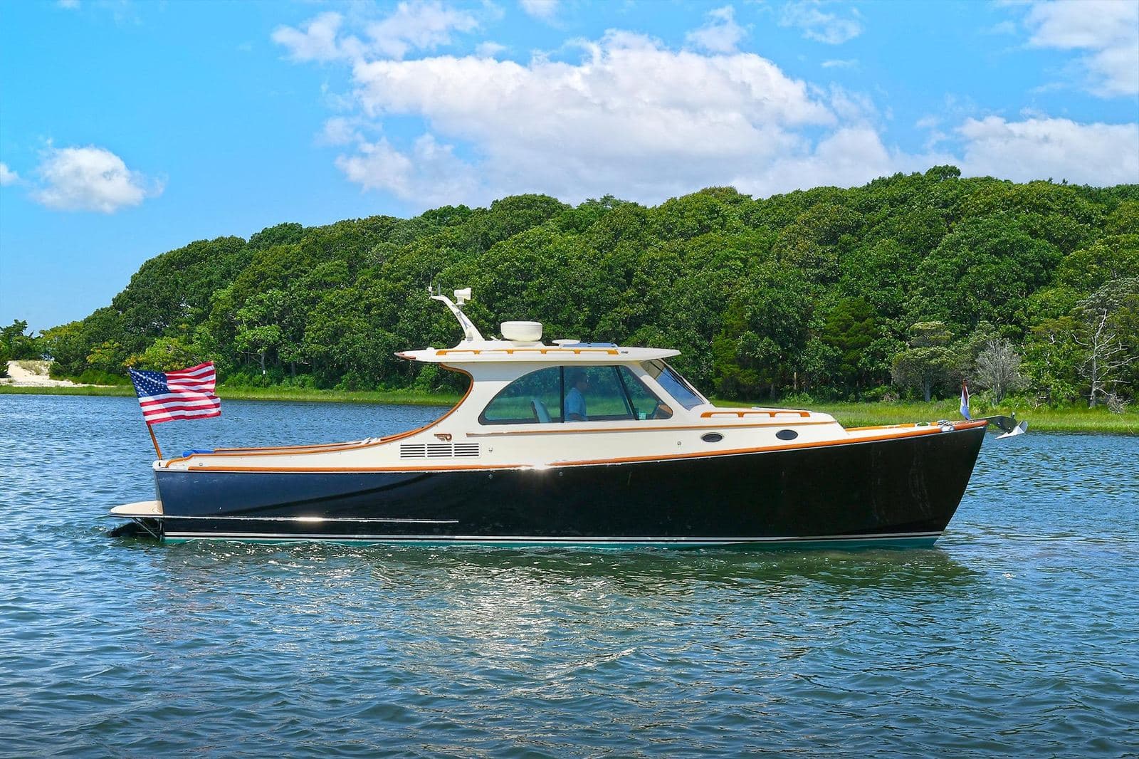2015 Hinckley Talaria 34 JONESY — photo 3