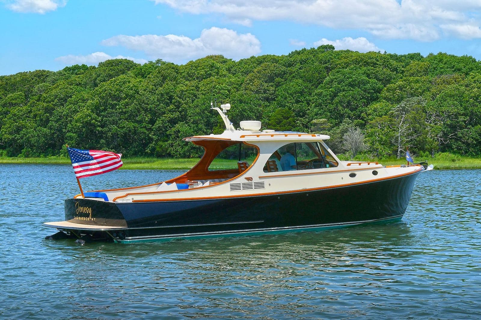 2015 Hinckley Talaria 34 JONESY — photo 4