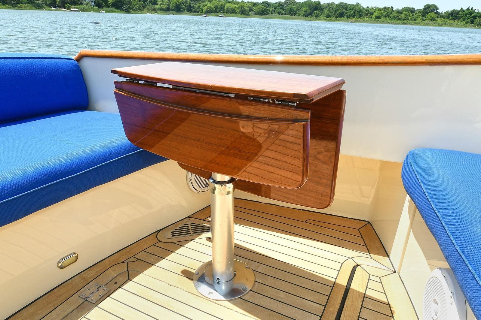 2015 Hinckley Talaria 34 JONESY — photo 17