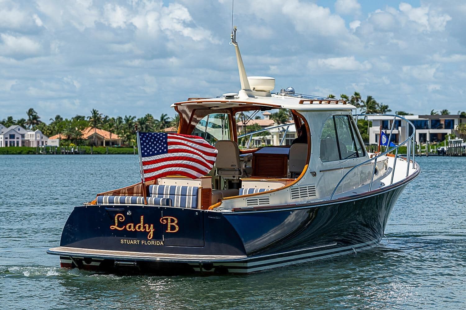 2016 Hinckley Picnic Boat 37 MKIII LADY B — photo 1