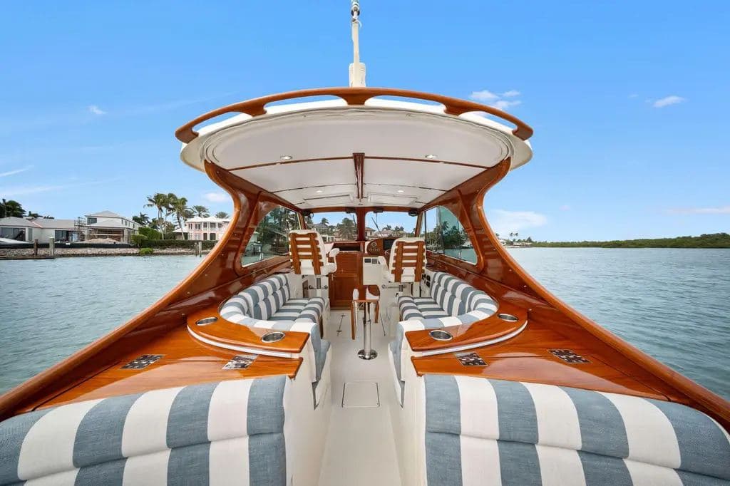 2019 Hinckley Picnic Boat 34 MKII SHE'S THE ONE — photo 5