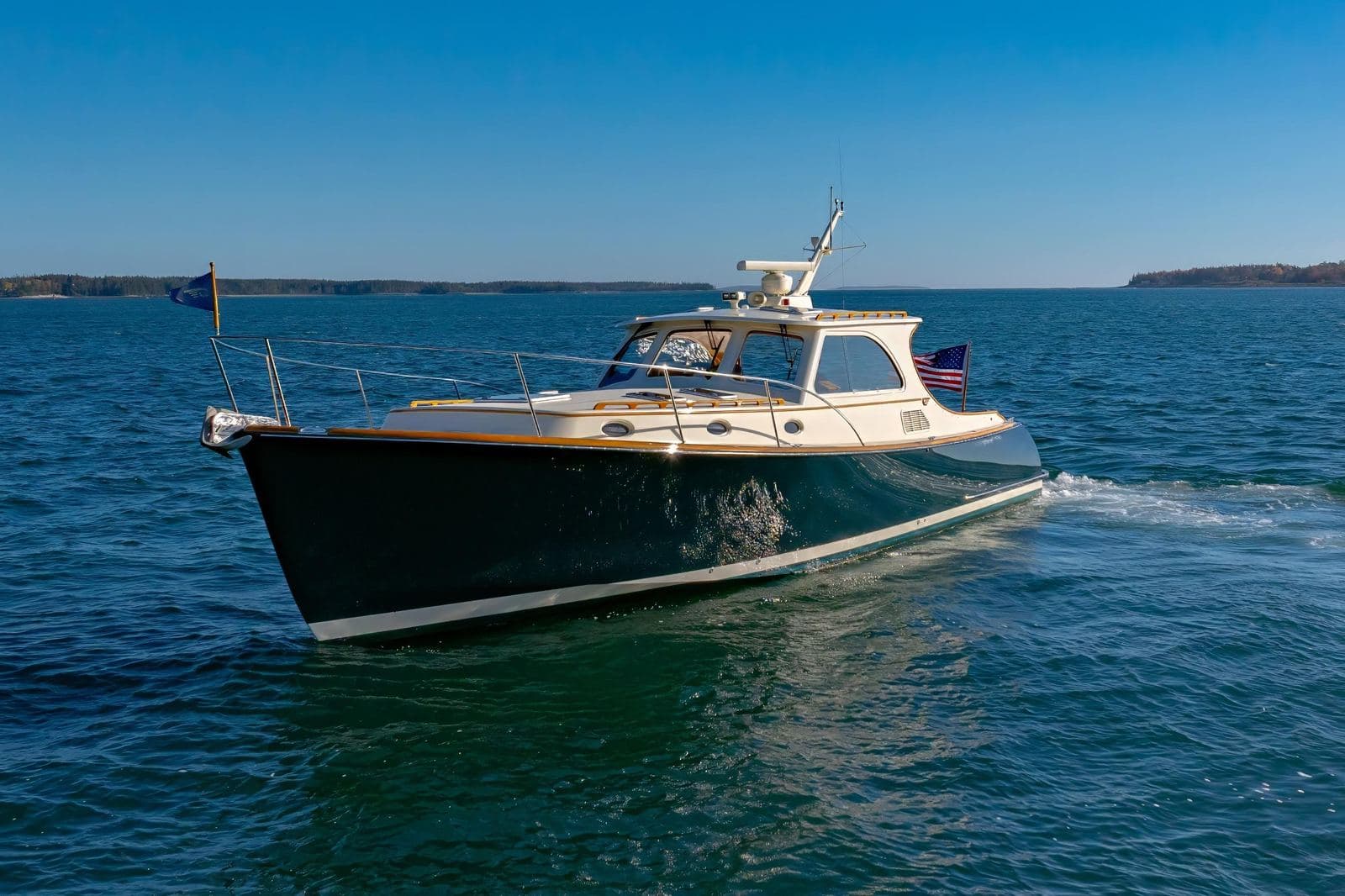 1999 Hinckley Talaria 44 CHARMER — photo 4