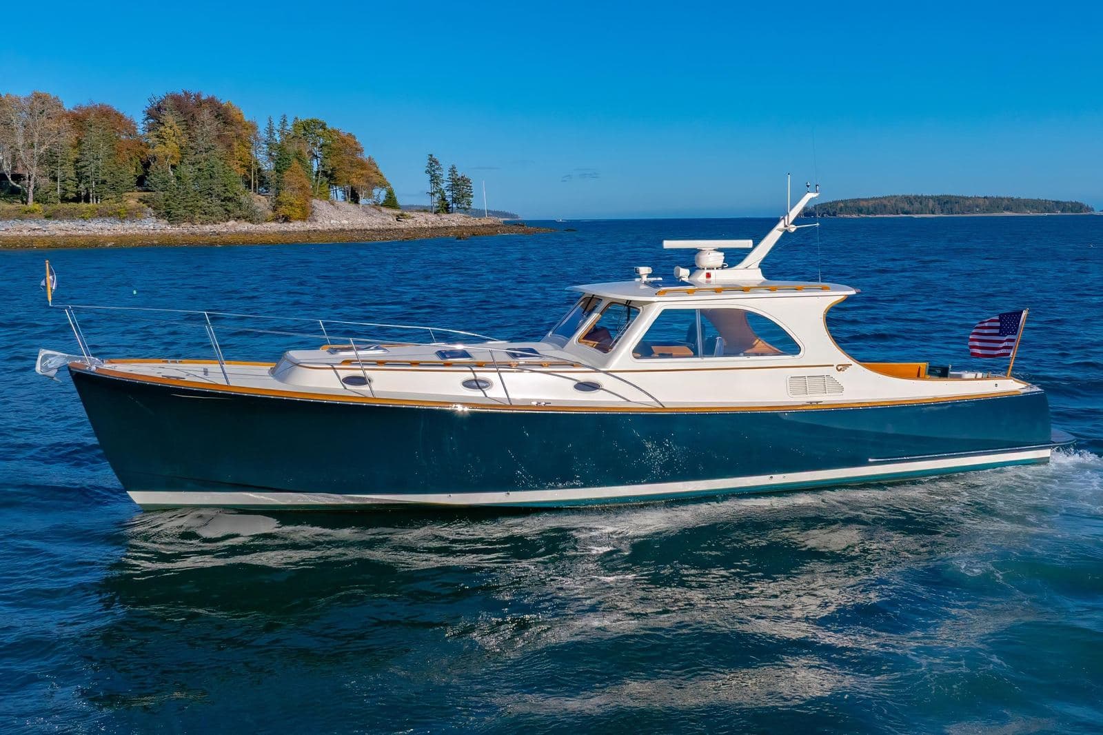 1999 Hinckley Talaria 44 CHARMER — photo 6