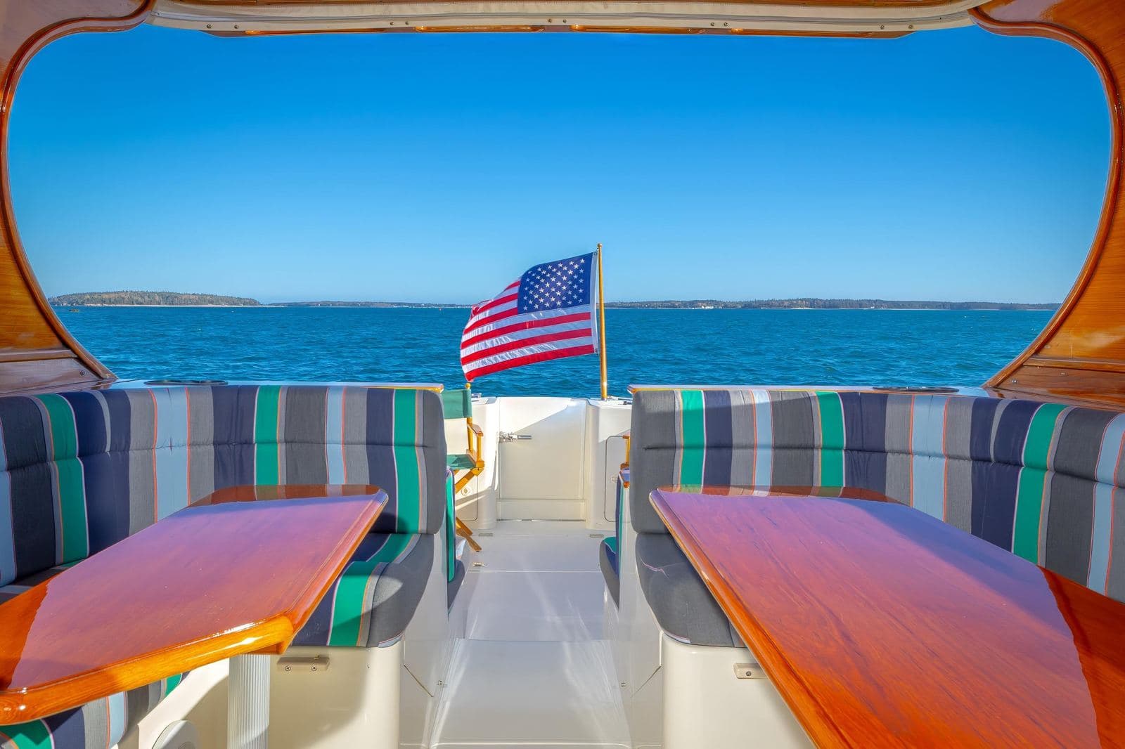 1999 Hinckley Talaria 44 CHARMER — photo 19