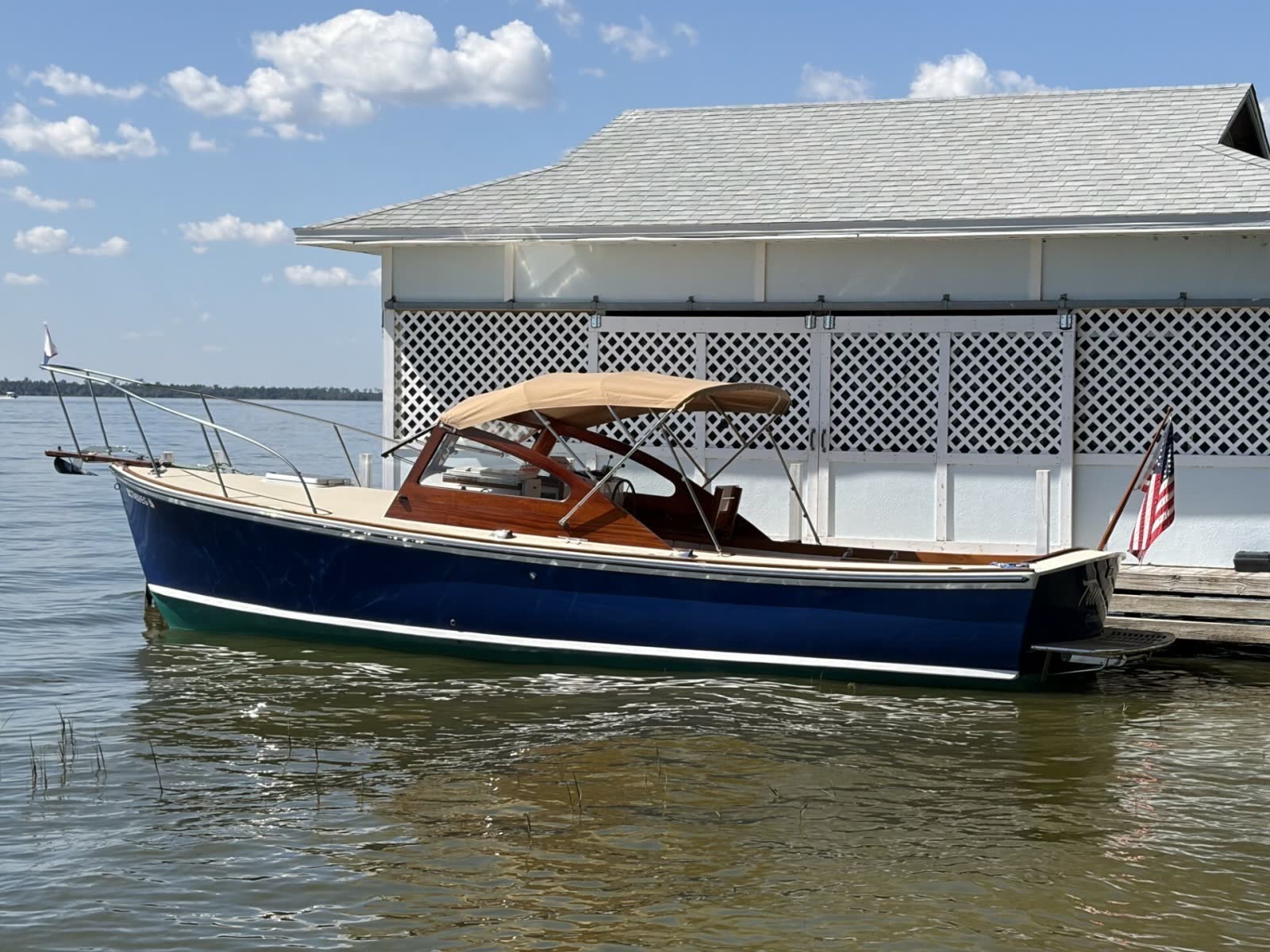 1973 Dyer 29 Bass Boat TRUE BLUE — photo 1