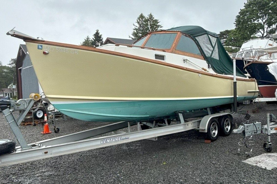 1986 Wasque 26 Downeast WATERLILLY — photo 3