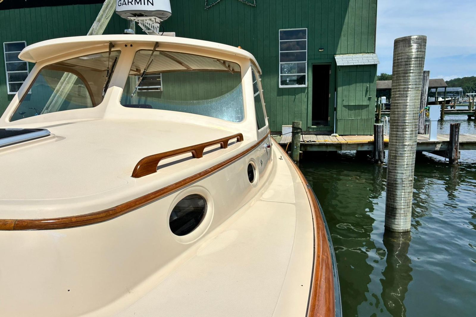 1995 Hinckley Picnic Boat 36 Classic BLUE MOON — photo 17
