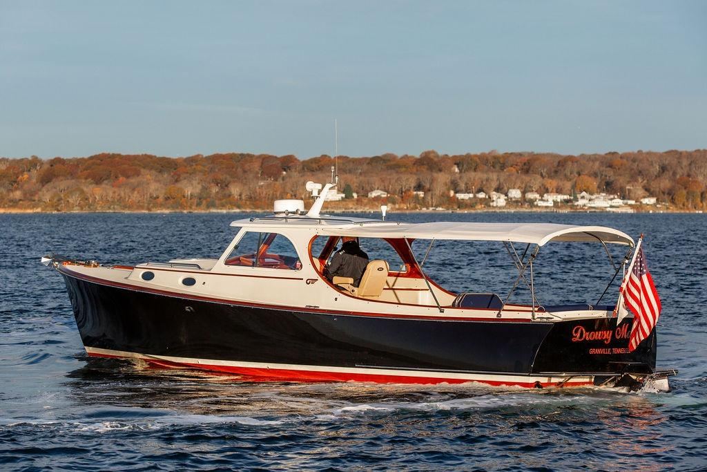 2000 Hinckley Picnic Boat 36 Classic DROWSY MAGGIE — photo 2