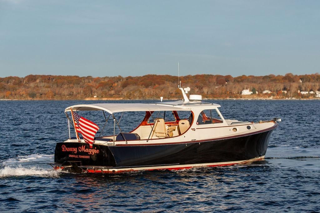 2000 Hinckley Picnic Boat 36 Classic DROWSY MAGGIE — photo 3