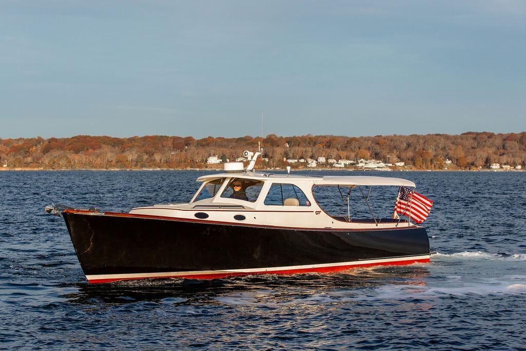 2000 Hinckley Picnic Boat 36 Classic DROWSY MAGGIE — photo 5