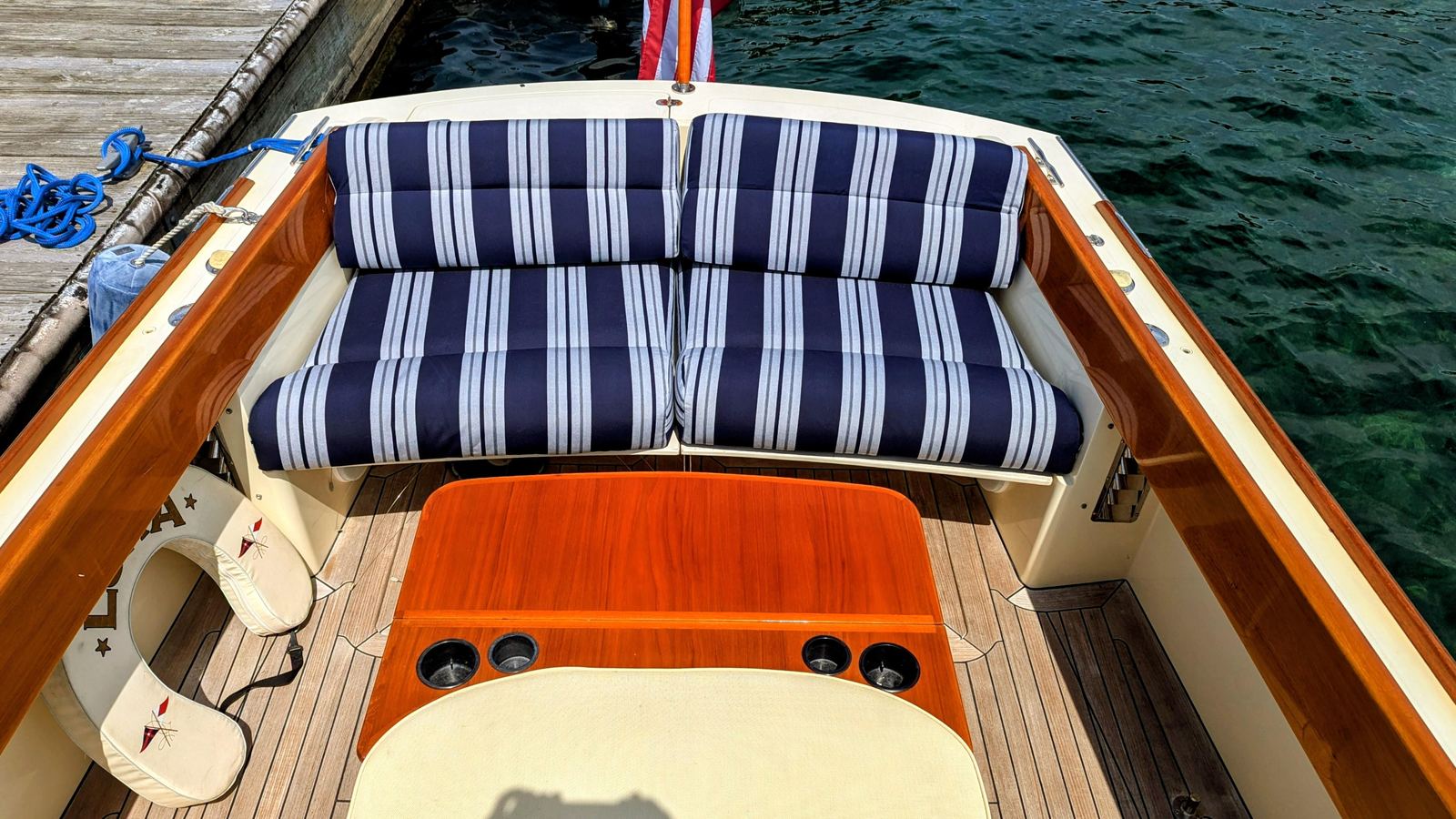 2000 Hinckley Picnic Boat 36 Classic LUNA — photo 12
