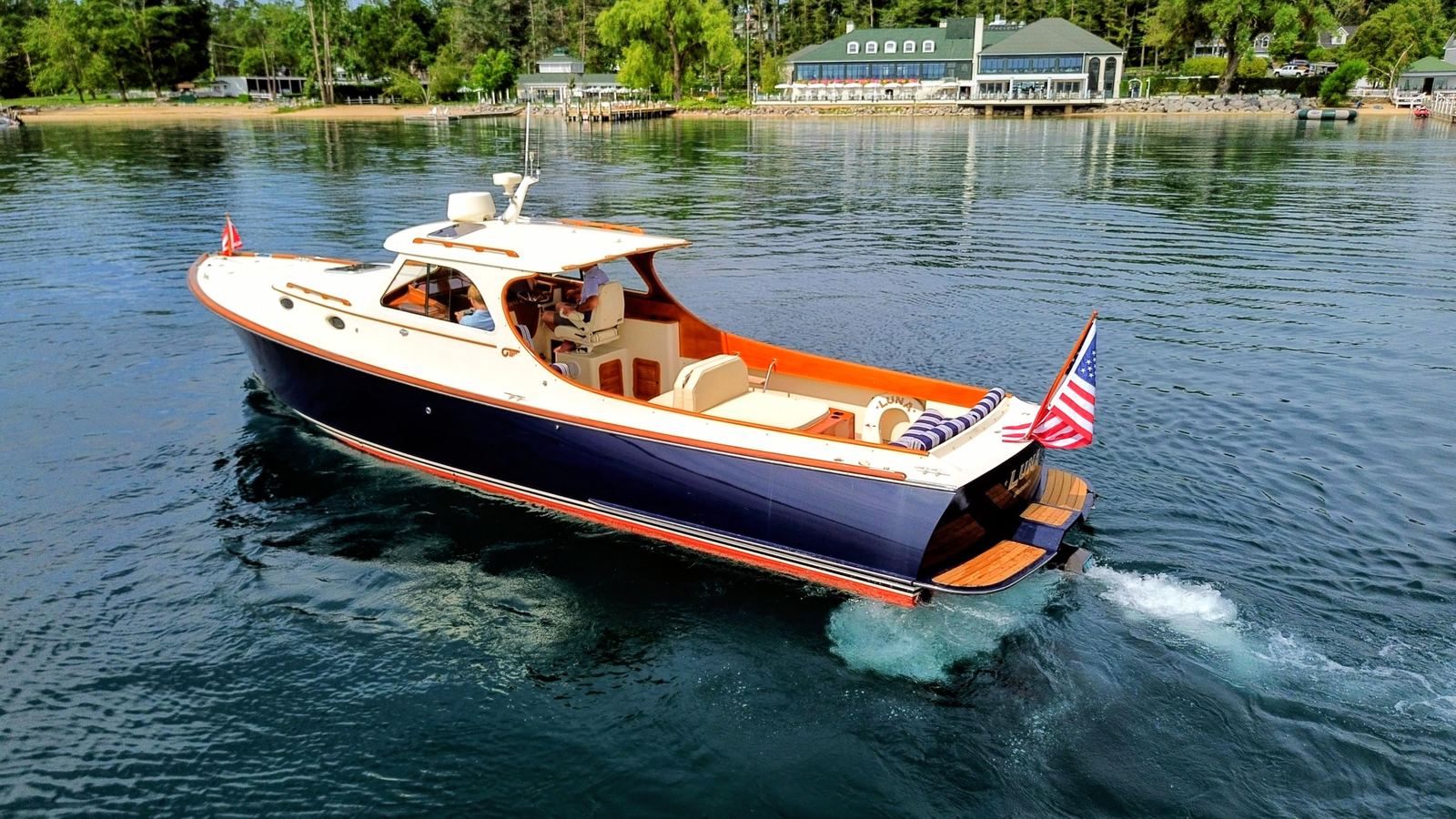 2000 Hinckley Picnic Boat 36 Classic LUNA — photo 16