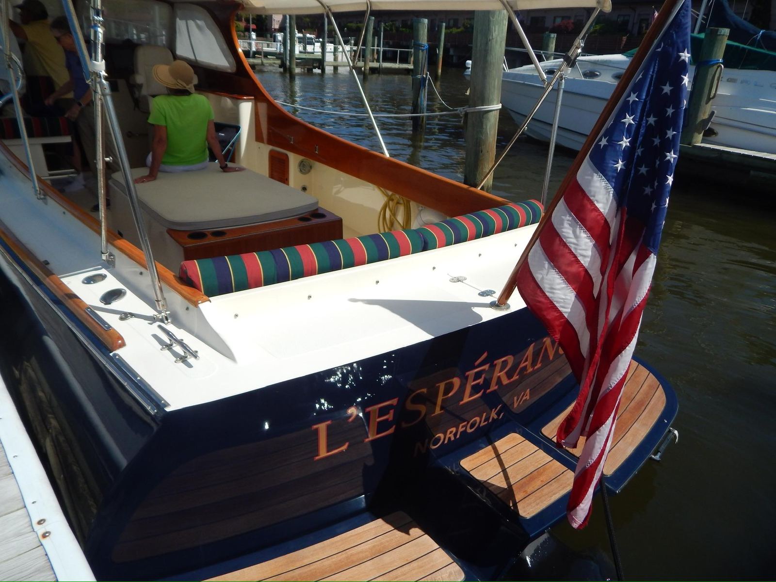 2001 Hinckley Picnic Boat 36 Classic L'Esperance — photo 4