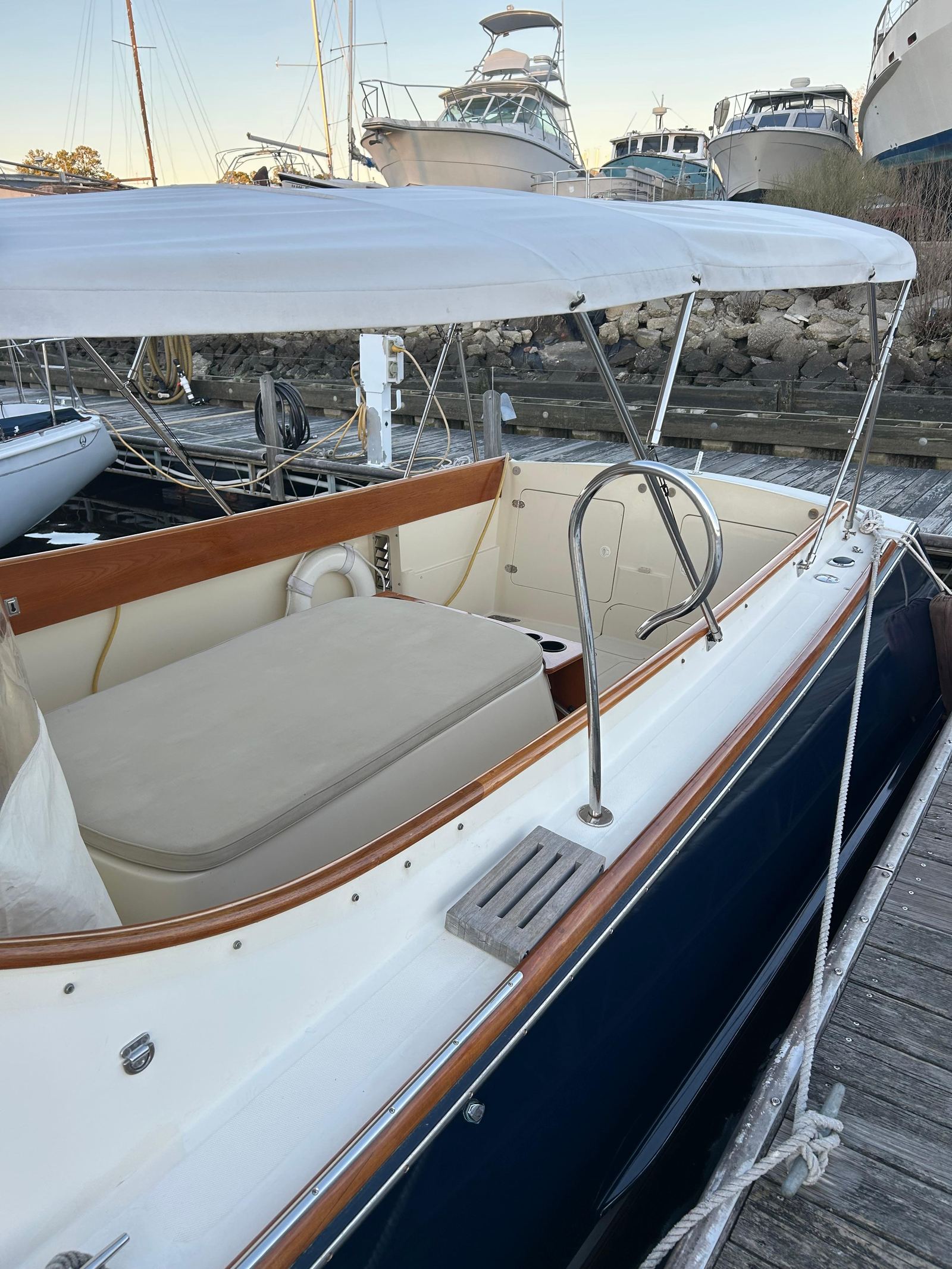 2001 Hinckley Picnic Boat 36 Classic L'Esperance — photo 10