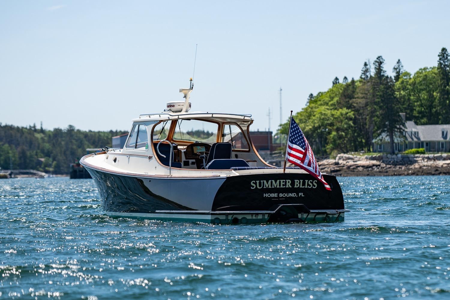 2001 Hinckley Picnic Boat 36 Classic SUMMER BLISS — photo 5
