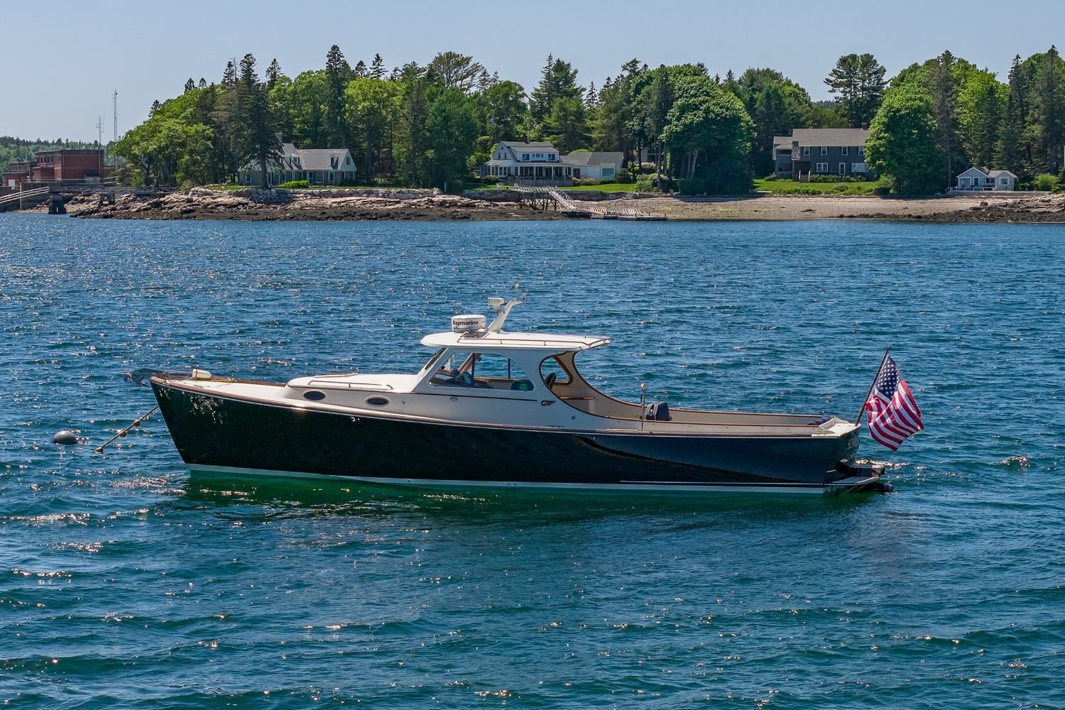 2001 Hinckley Picnic Boat 36 Classic SUMMER BLISS — photo 7