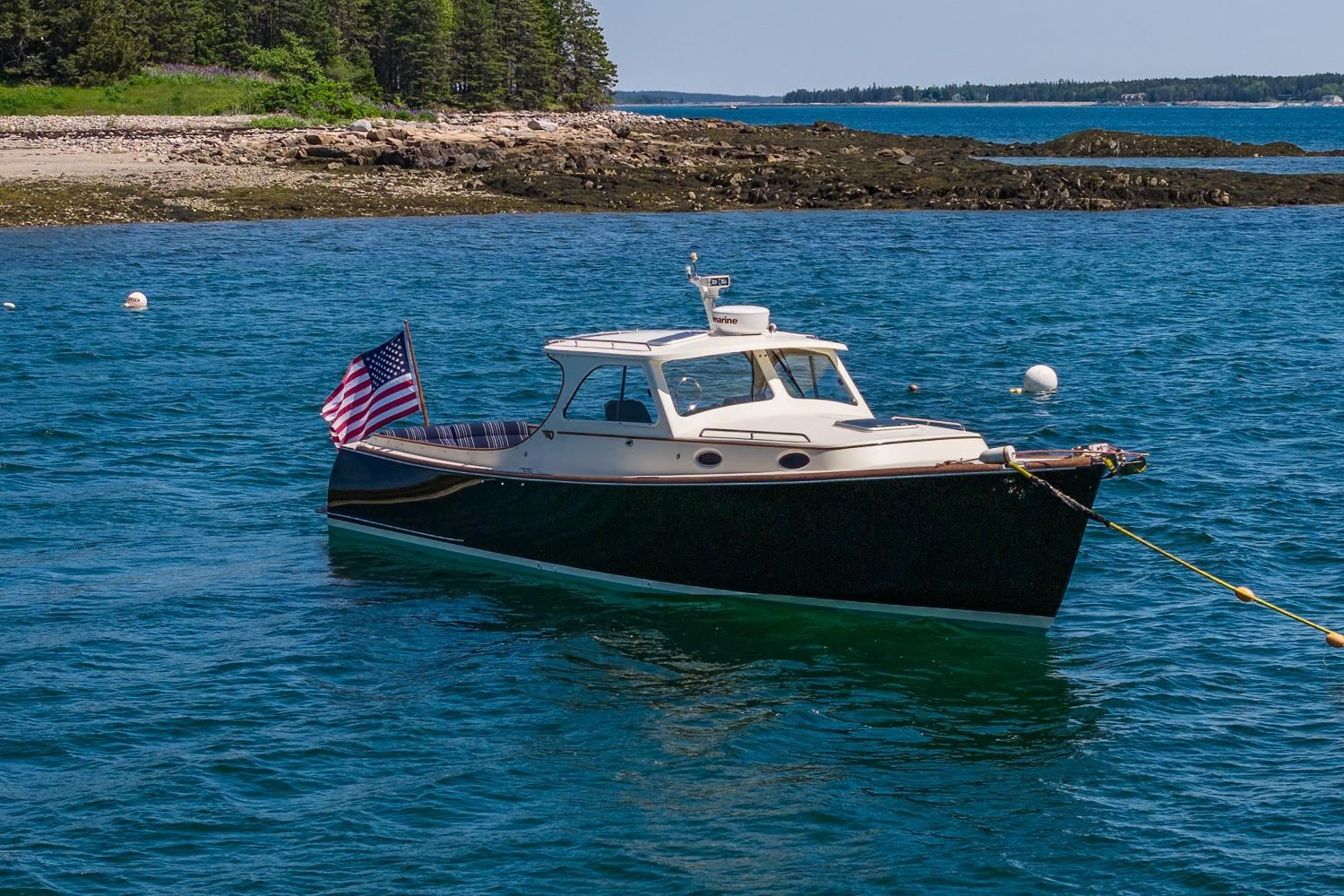 2001 Hinckley Picnic Boat 36 Classic SUMMER BLISS — photo 9