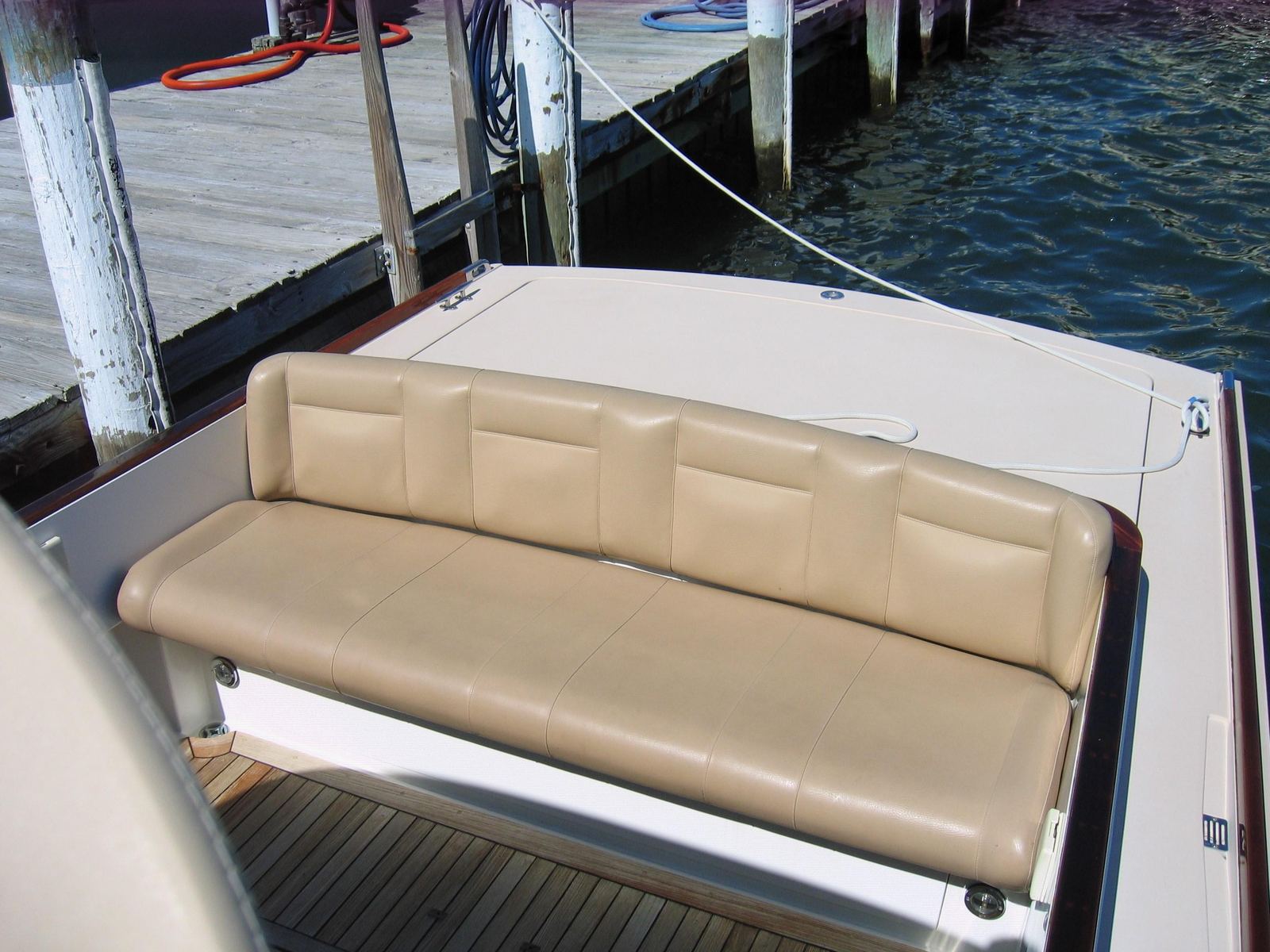2002 CH Marine Shelter Island Runabout 38 VELOCITY — photo 11