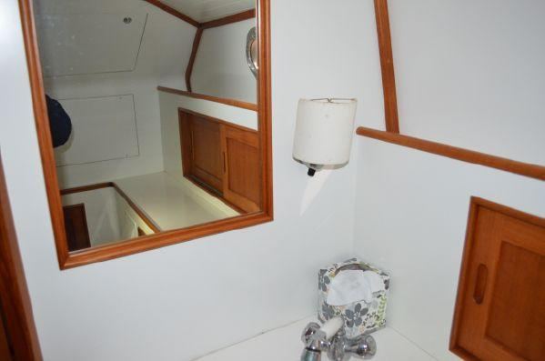 2002 CH Marine Shelter Island Runabout 38 VELOCITY — photo 17