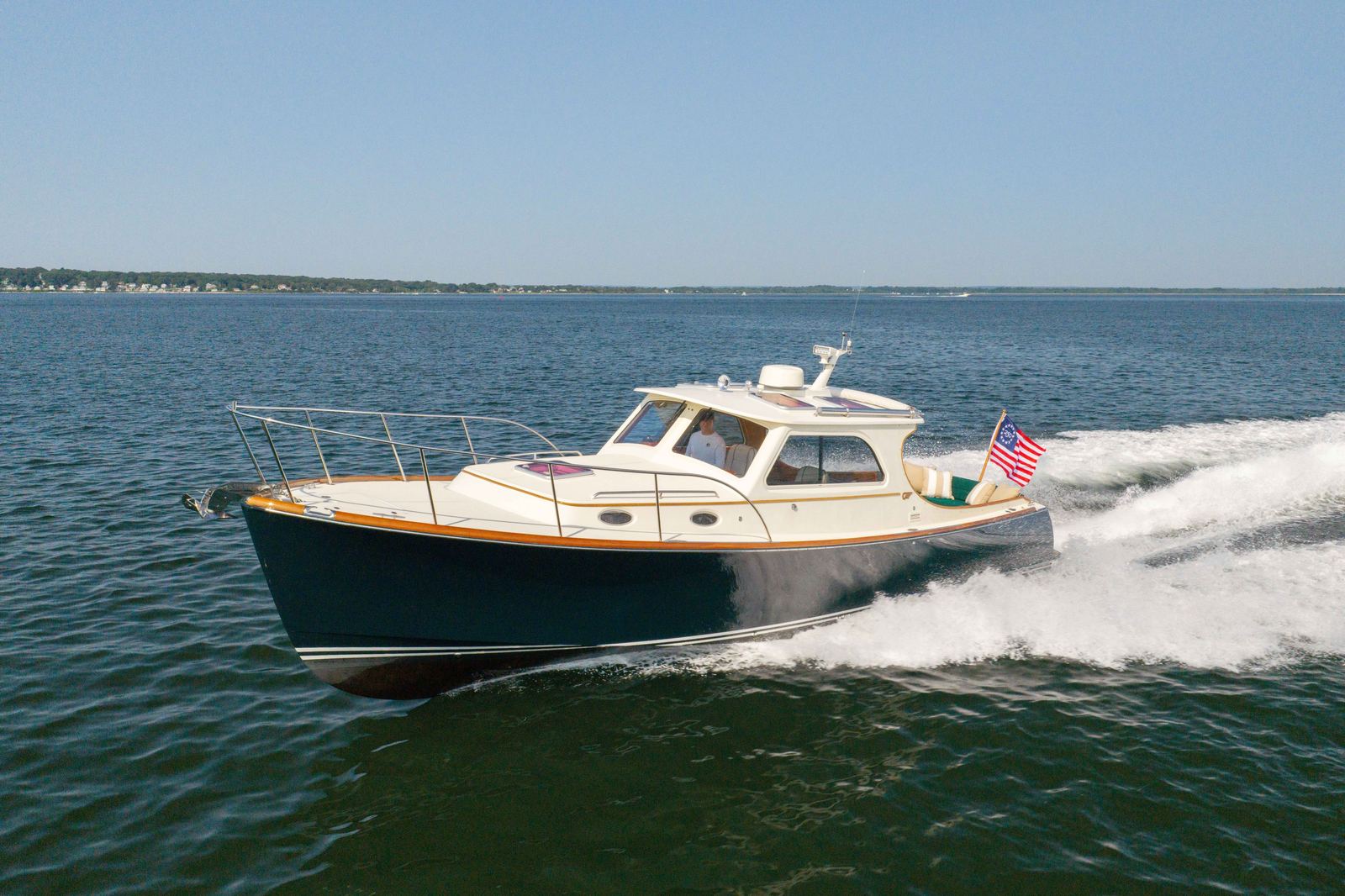 2007 Hinckley Picnic Boat 36 EP RAVEN — photo 3