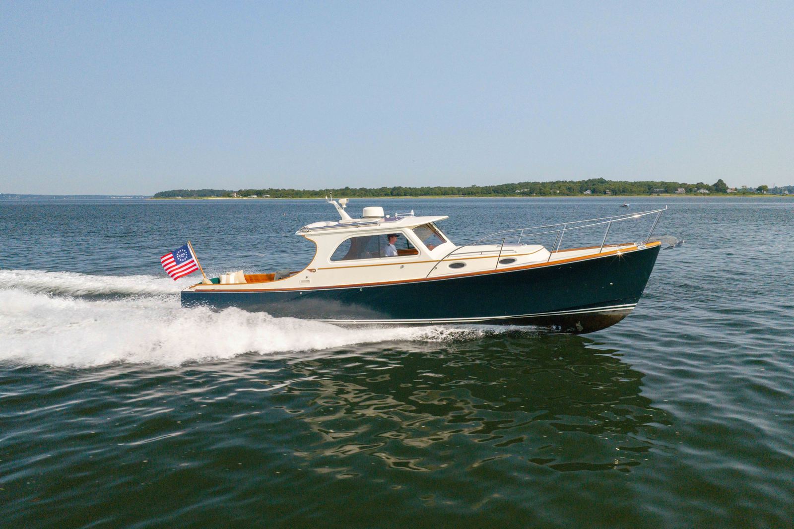 2007 Hinckley Picnic Boat 36 EP RAVEN — photo 9