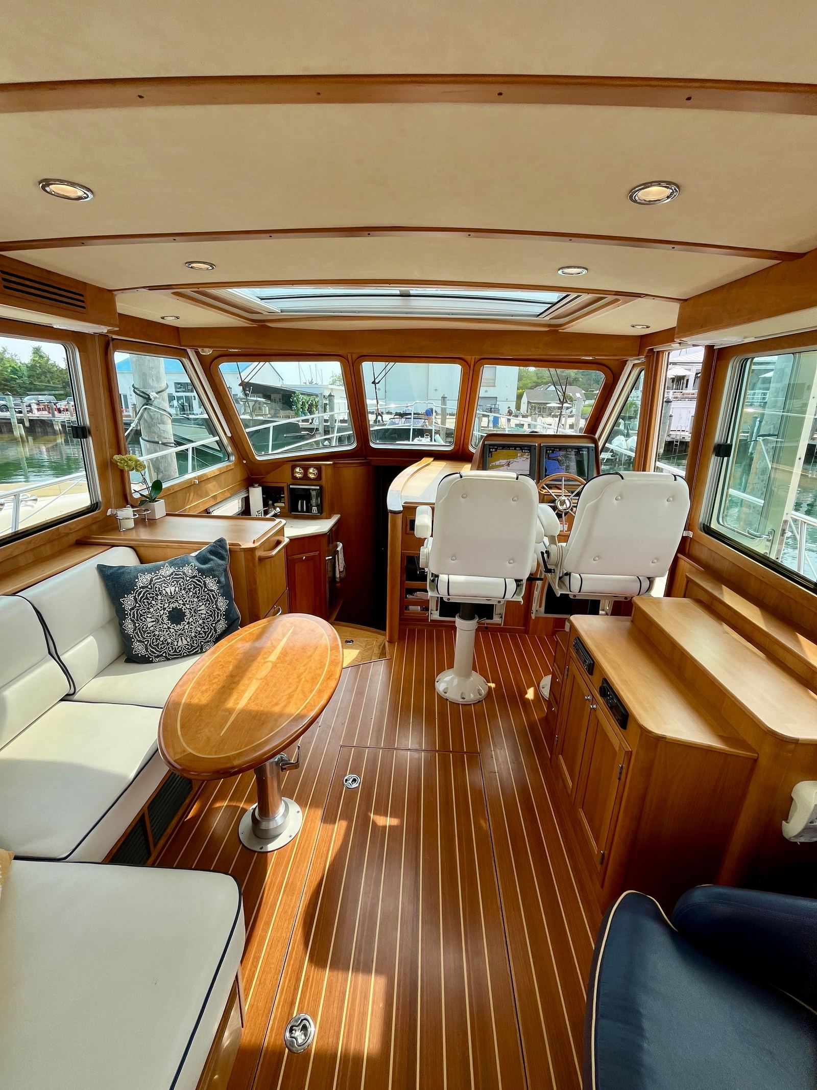 2010 Sabre 40 Sedan Serendipity II — photo 14