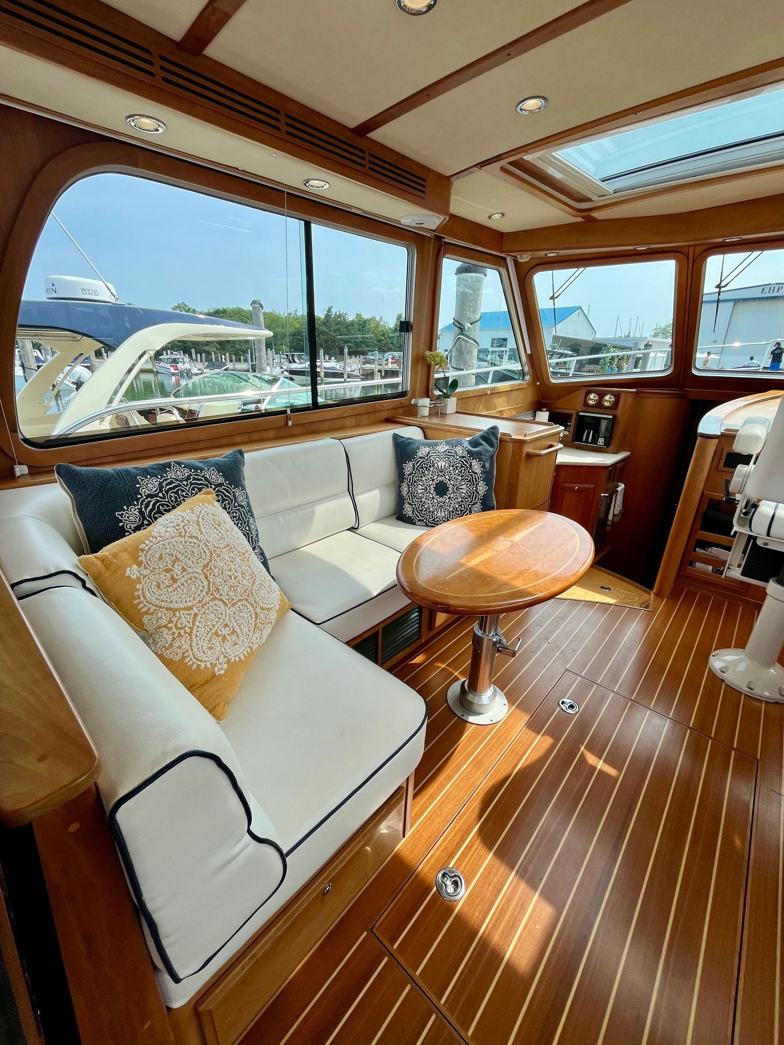 2010 Sabre 40 Sedan Serendipity II — photo 15