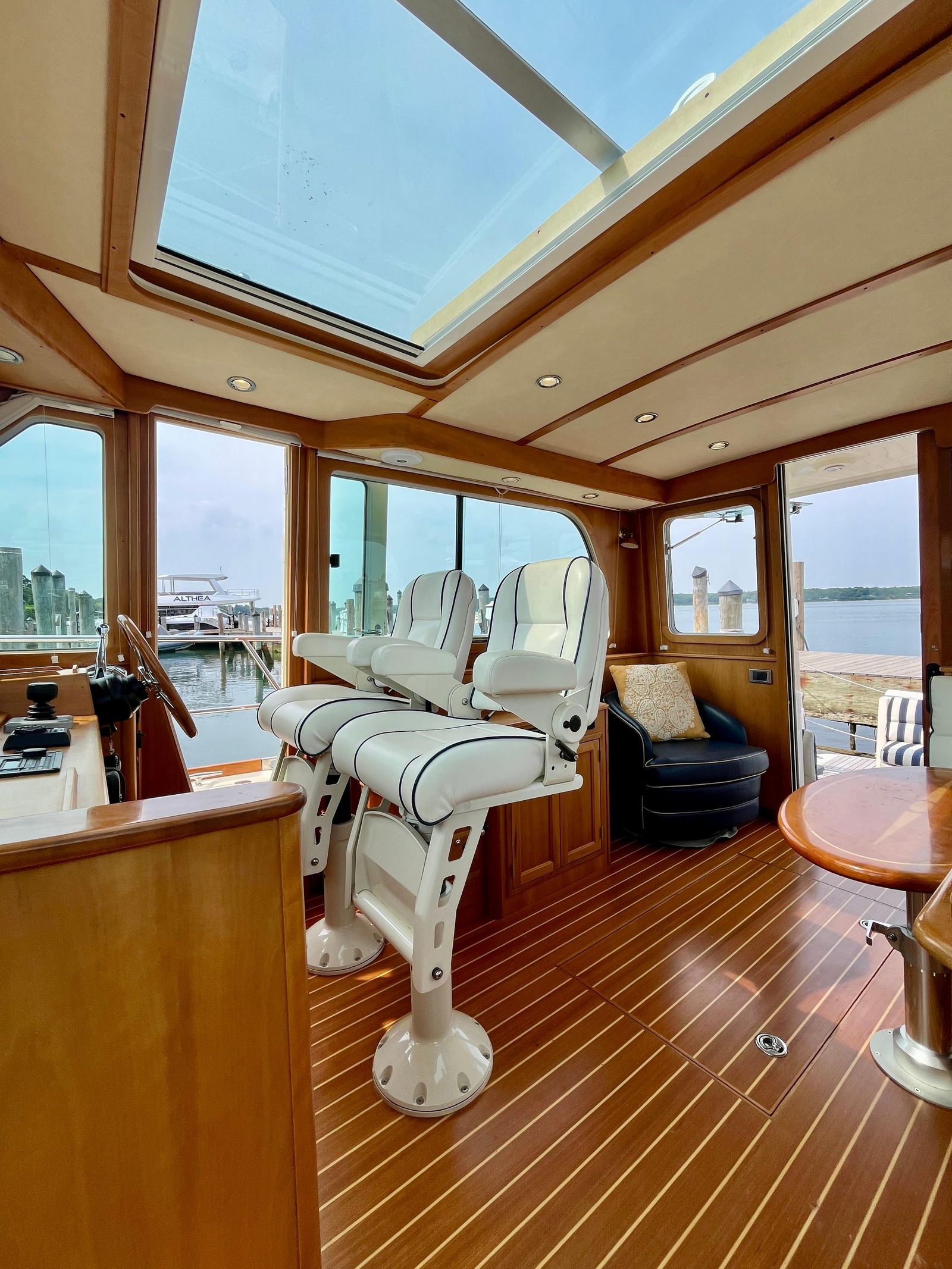 2010 Sabre 40 Sedan Serendipity II — photo 18