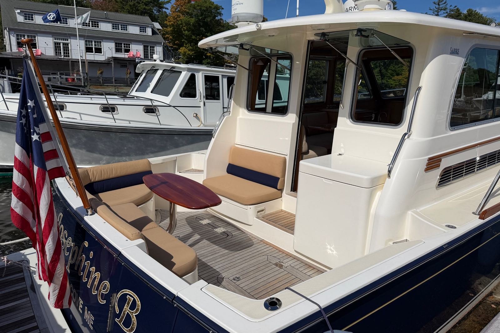 2011 Sabre 40 Sedan Josephine B — photo 8