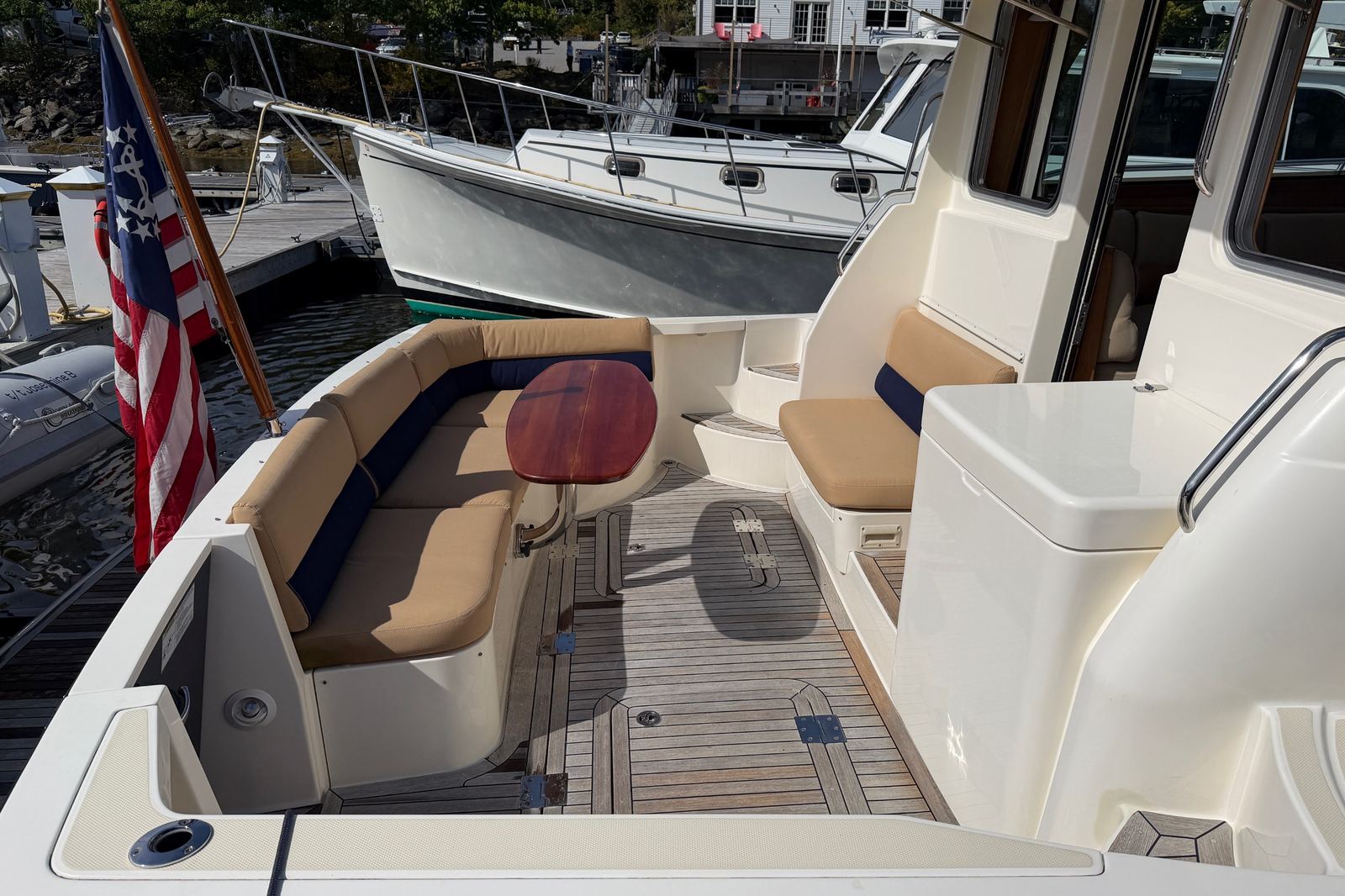 2011 Sabre 40 Sedan Josephine B — photo 10