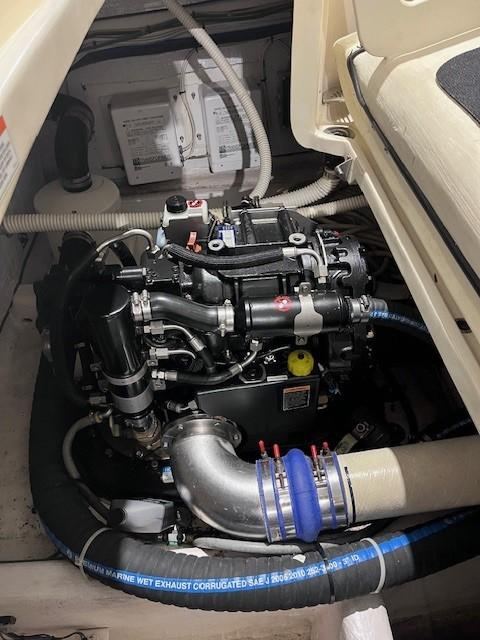 2011 Sabre 40 Sedan Persistence — photo 20