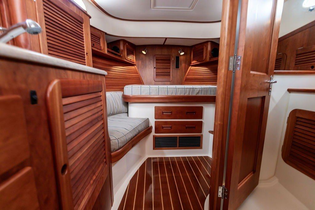 2012 Hinckley Picnic Boat 37 MKIII PANACEA — photo 15