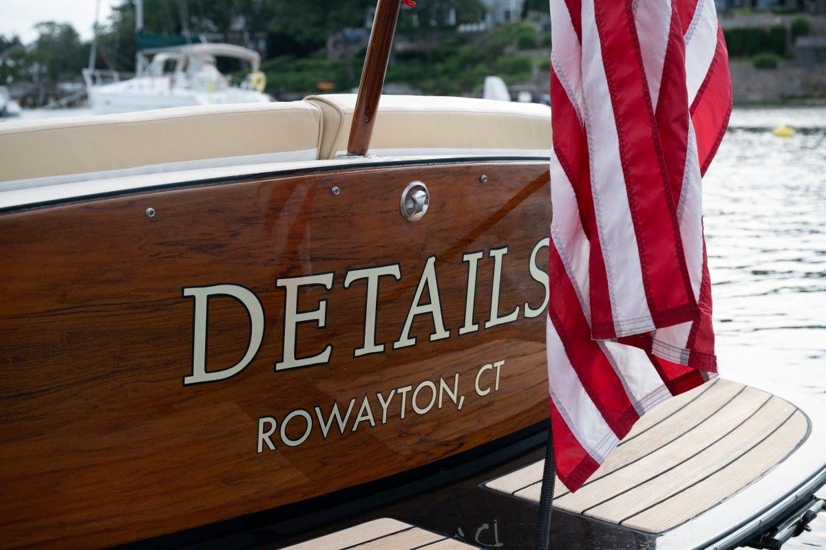 2014 Hinckley Talaria 29C DETAILS — photo 4