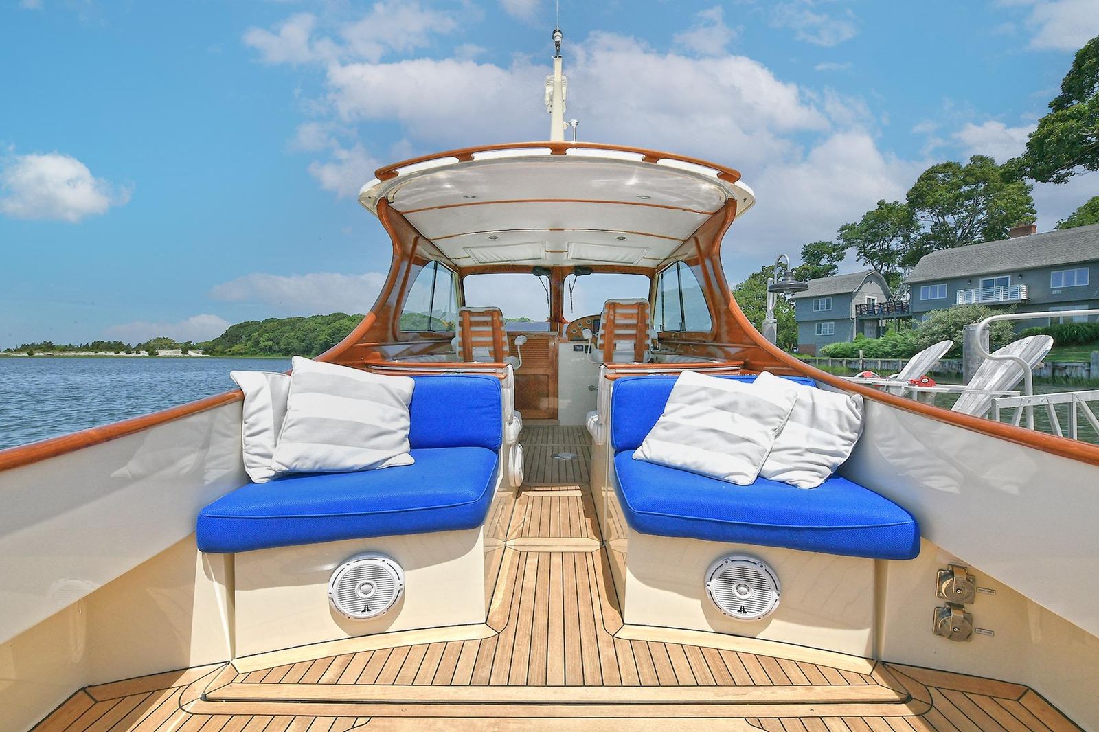 2015 Hinckley Talaria 34 JONESY — photo 15