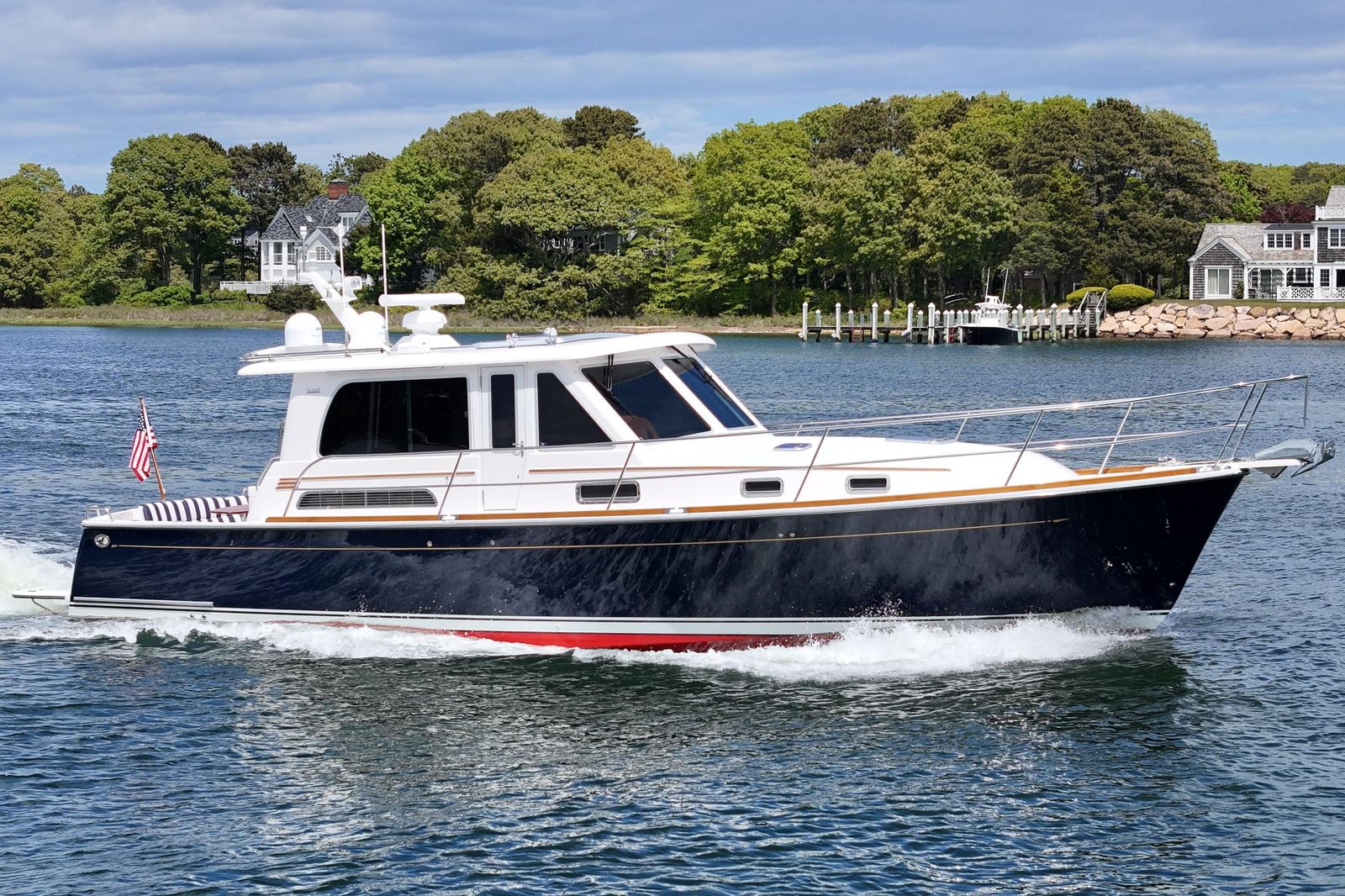 2015 Sabre 42 Salon Express WATTEVAH — photo 1