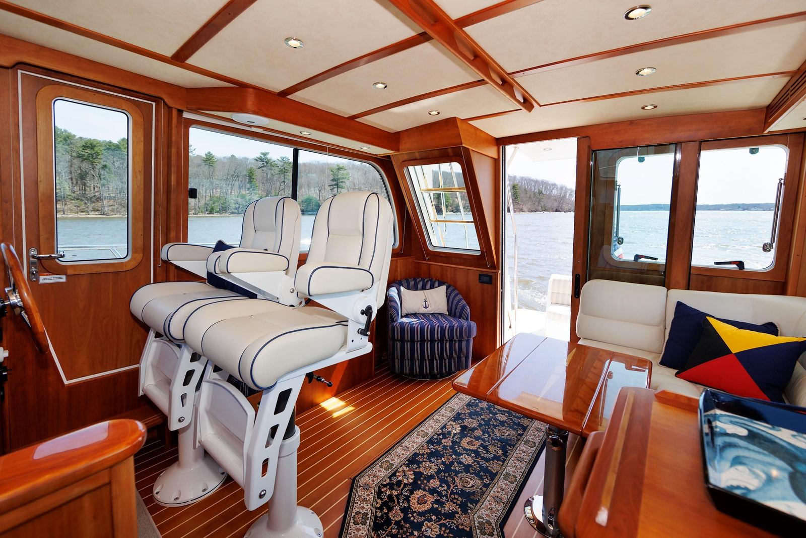 2016 Sabre 42 Fly Bridge Sedan ZANNER — photo 2