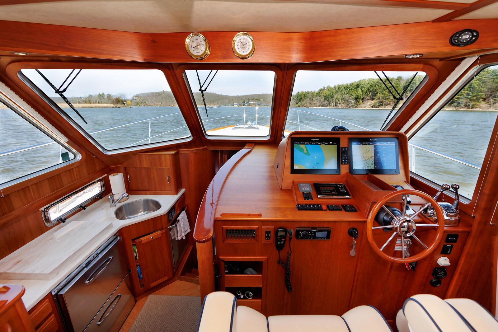 2016 Sabre 42 Fly Bridge Sedan ZANNER — photo 11