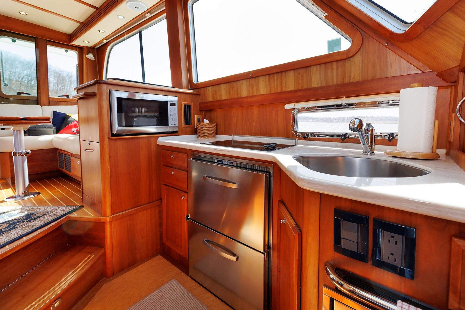2016 Sabre 42 Fly Bridge Sedan ZANNER — photo 13