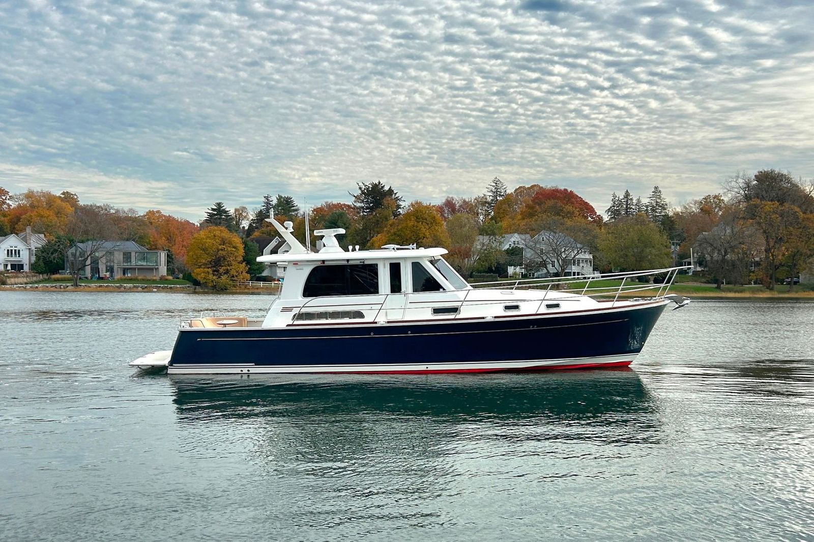 2017 Sabre 42 Salon Express — photo 1