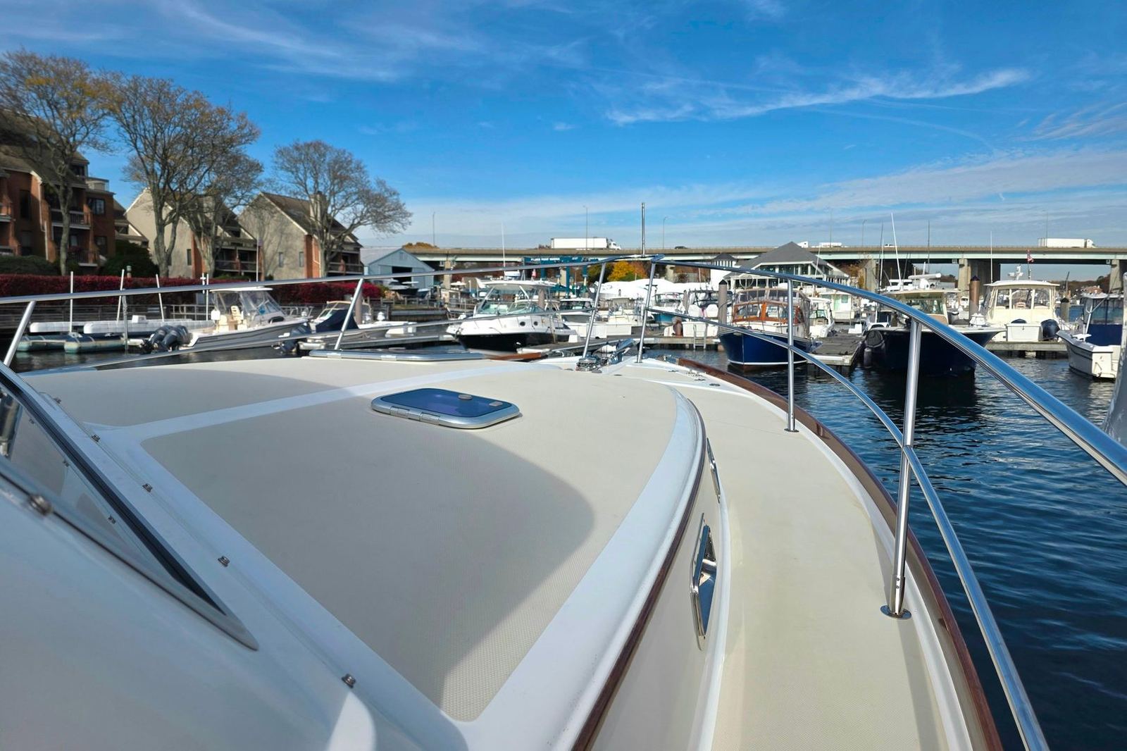 2017 Sabre 42 Salon Express — photo 4