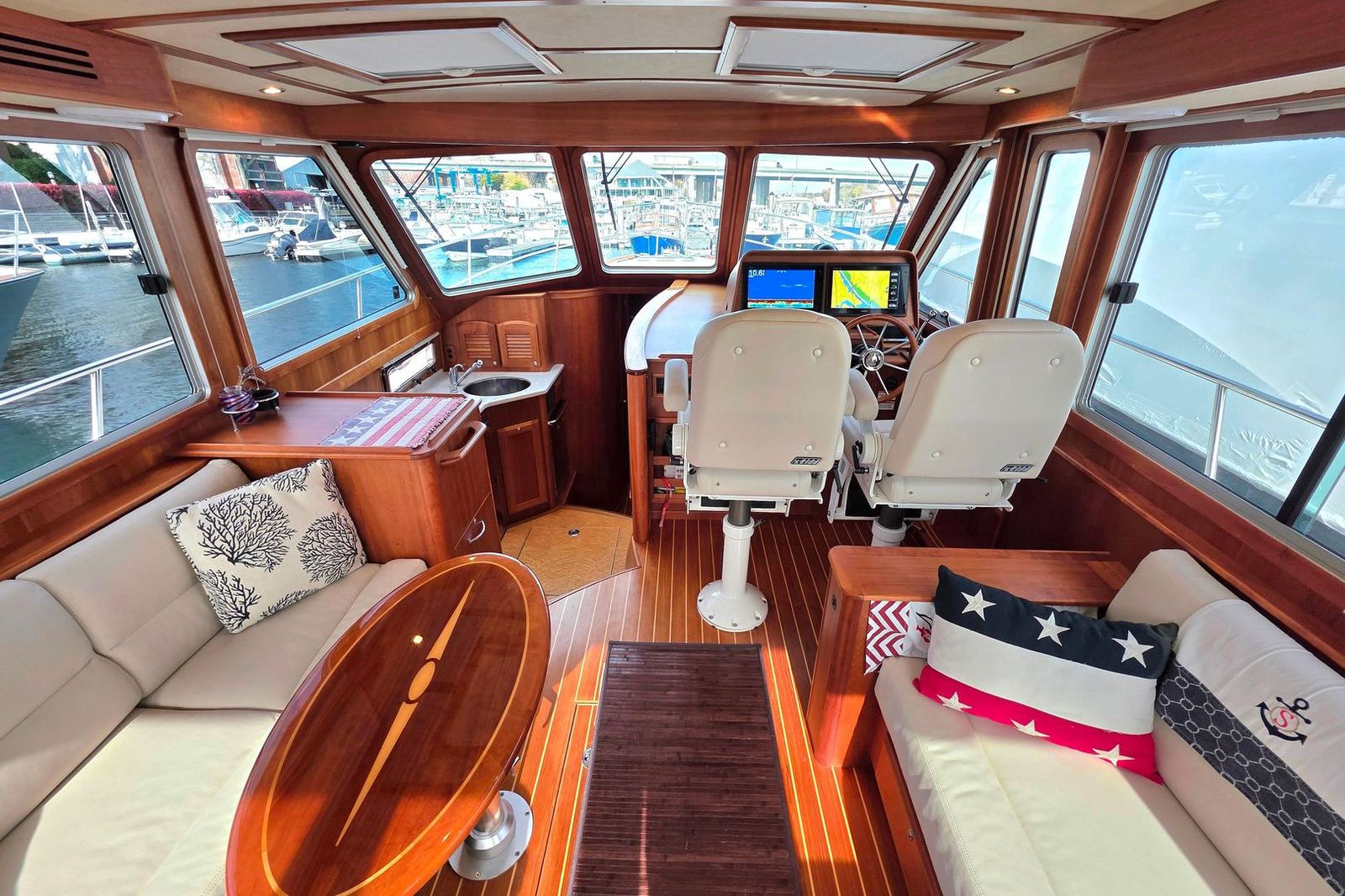 2017 Sabre 42 Salon Express — photo 9
