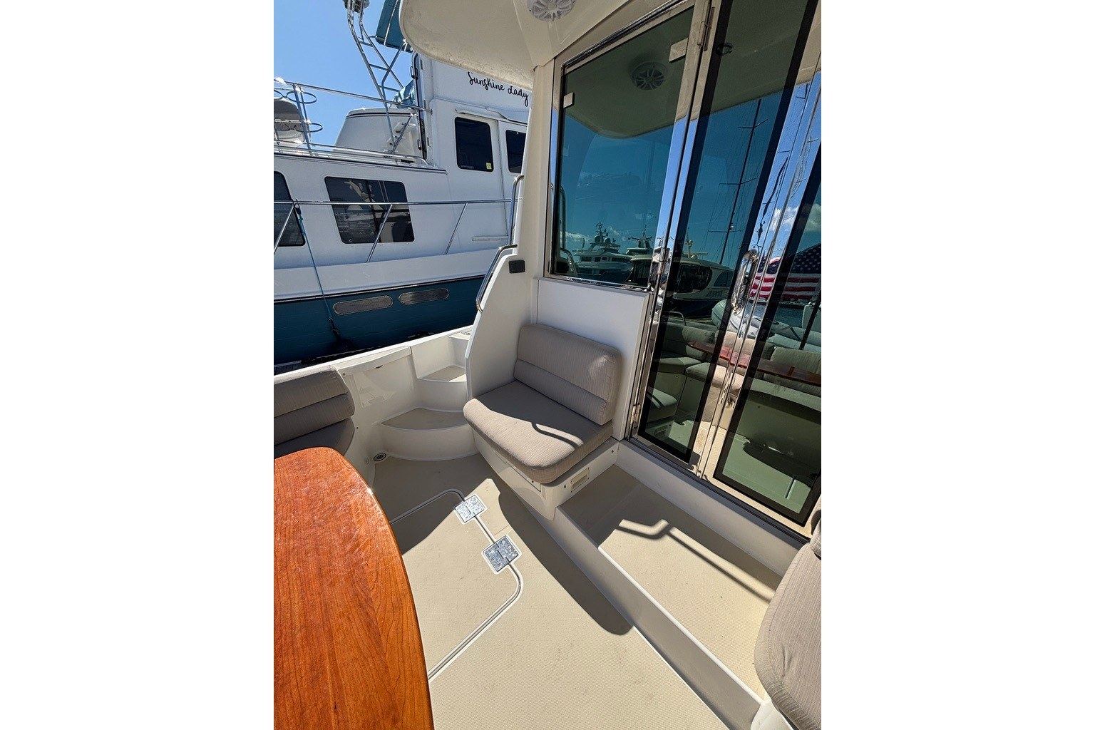 2018 Sabre 42 Salon Express THREE BELLES — photo 11